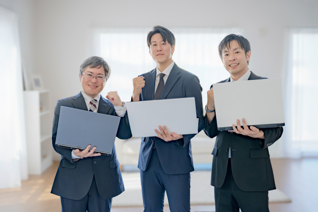 Excel運用からシステム化へ移行するイメージ